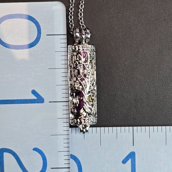 Memorial Ashes Necklace With Intricate Cage Design (NWOT) - Picture 6 of 6